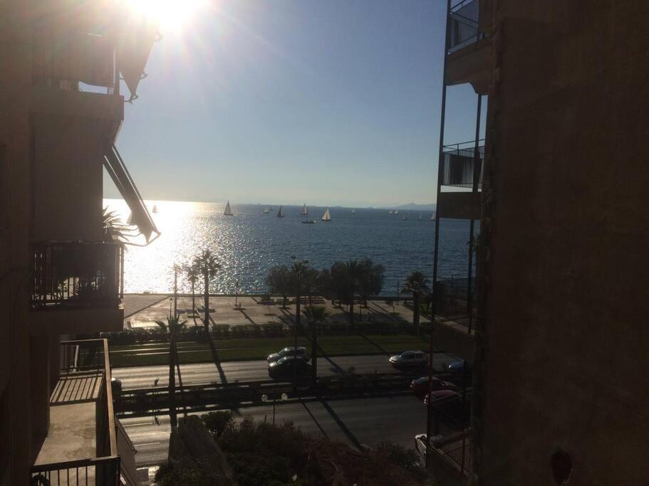 Finer Things Flisvos Beach Condo In Palaio Faliro Atény Exteriér fotografie